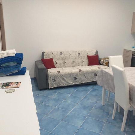 Appartamento G. Cervera66 อีสเกีย ภายนอก รูปภาพ