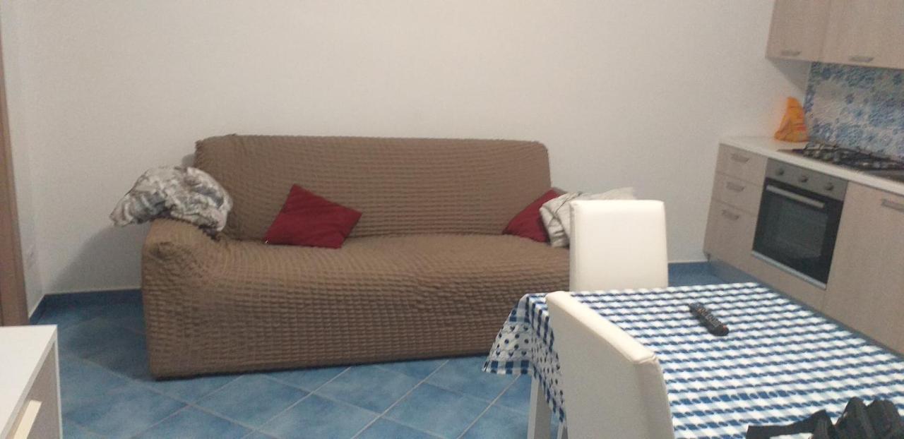 Appartamento G. Cervera66 อีสเกีย ภายนอก รูปภาพ