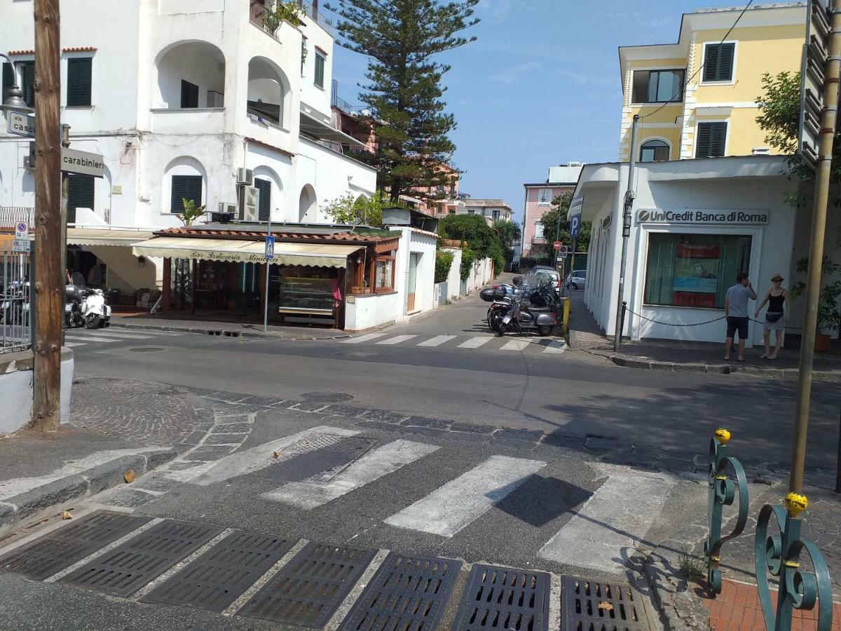 Appartamento G. Cervera66 อีสเกีย ภายนอก รูปภาพ