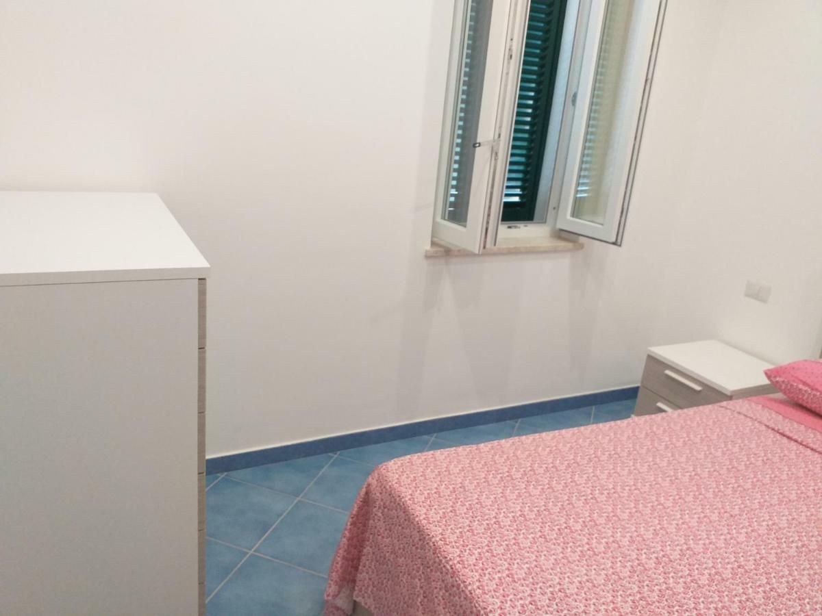 Appartamento G. Cervera66 อีสเกีย ภายนอก รูปภาพ